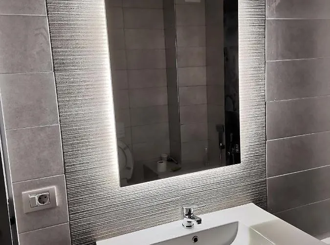 Melinda Bv Apartmant Appartamento Braşov